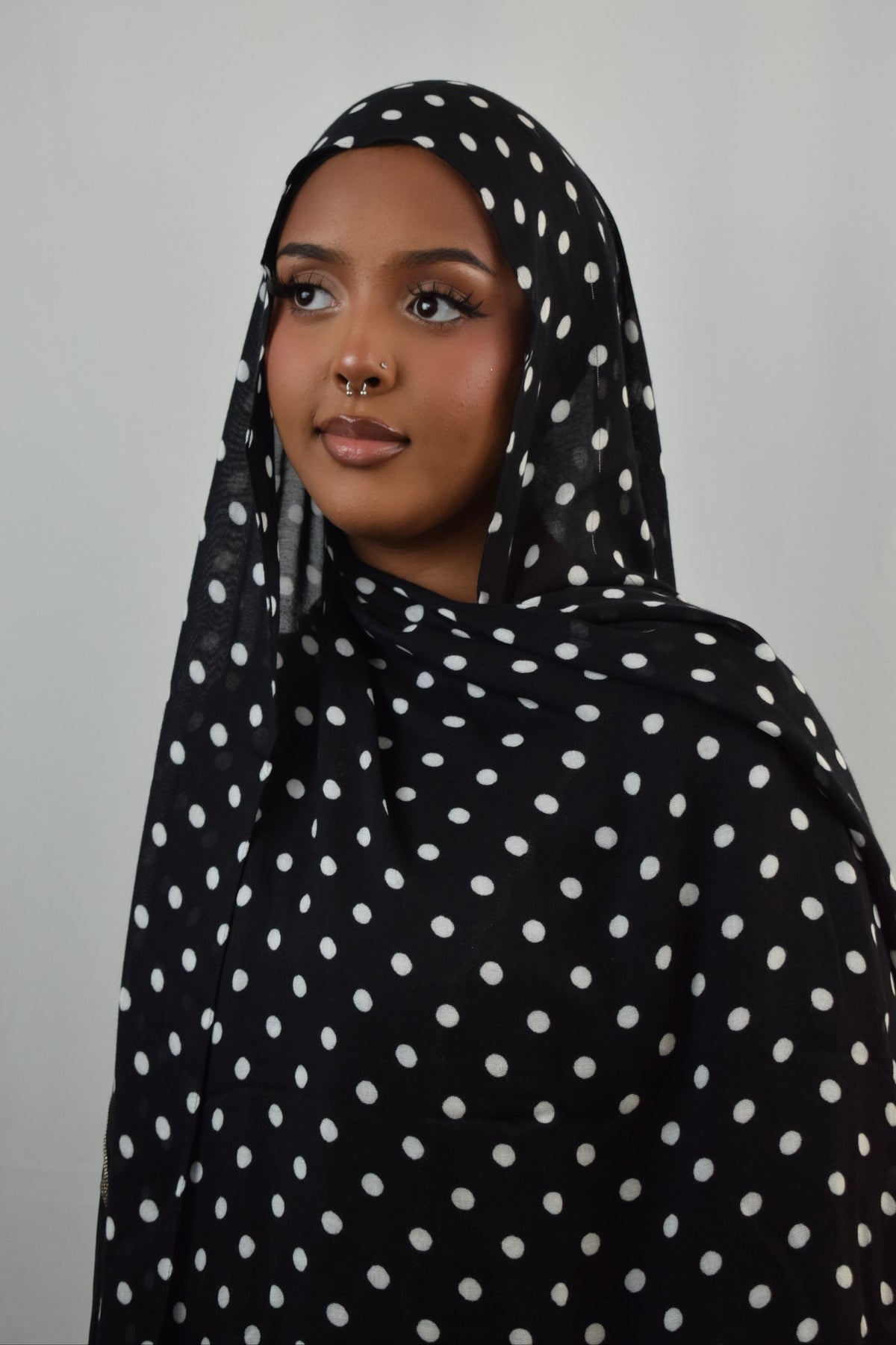 Black & White Polka Dots Modal